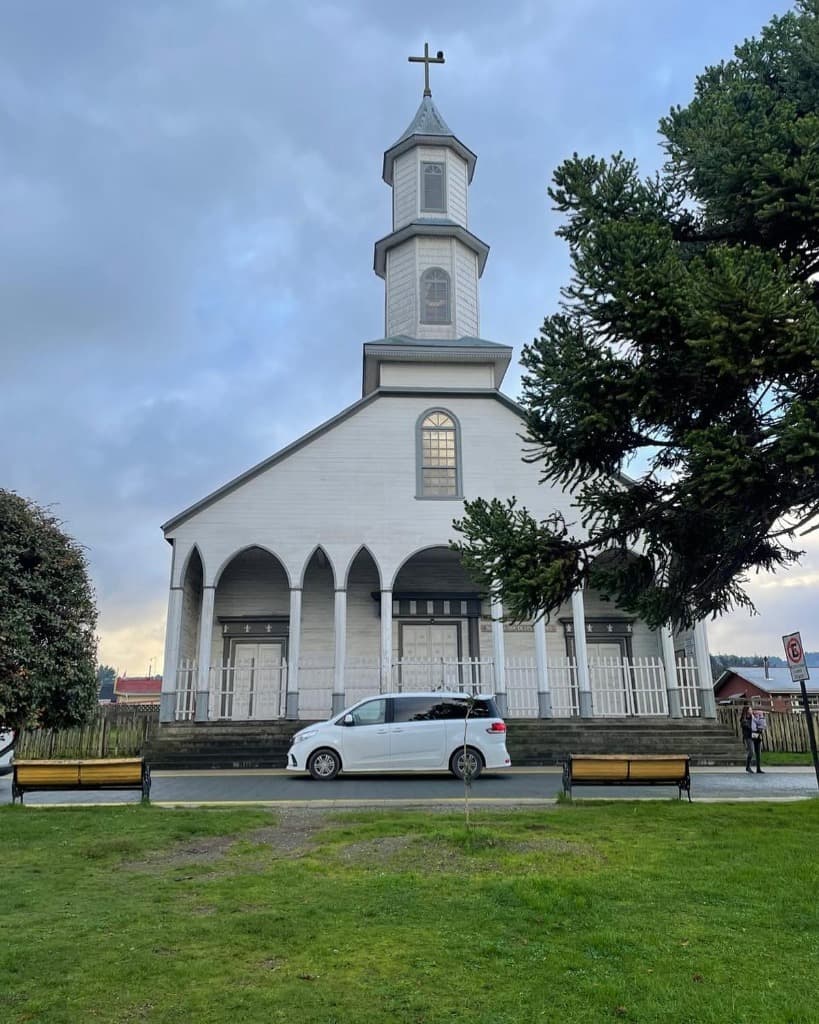 Descubre la magia y los caminos de Chiloé